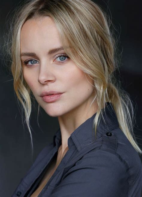 scandinavische actrice|Category:Swedish actresses